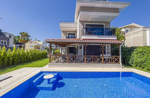 Kadriye Villa | Paradise Town Villa Majesty