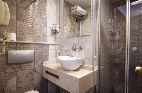 Gumussuyu Mahallesi Hotel | Park Star Hotel Taksim