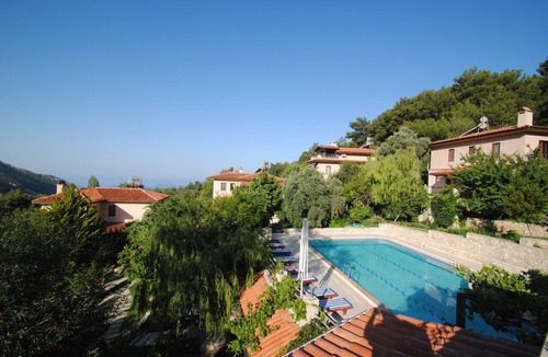 Islamlar Villa | Peaceful Country Cottage Villa with Private Pool