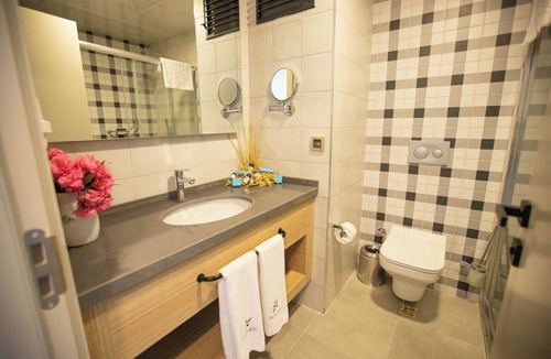 Buyukeceli Hotel | Polaris Otel