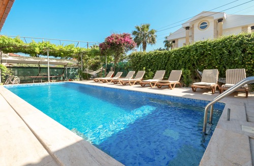 Dalyan City Center Villa | Private Villa en suite rooms Big Pool+Jacuzzi, Sec. Alarm.