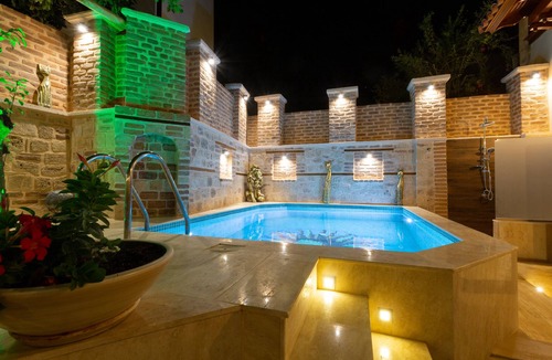 Kaleici Villa | Private villa with pool