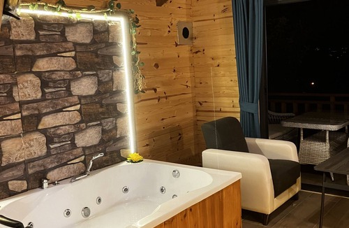Rize Ski Chalet | Putra Suit Bungalov
