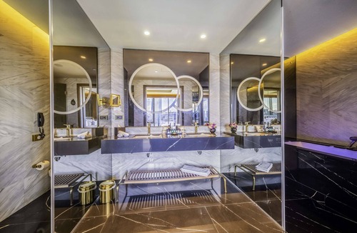 Uludag Hotel | Radisson Collection Hotel, Vadistanbul