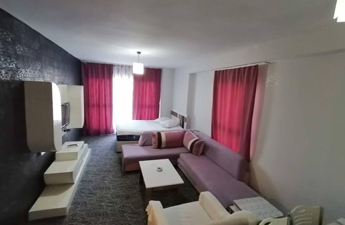 Buyukcekmece Apartment | Rainbow Suite