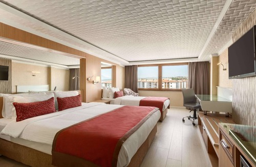 Usak Hotel | Ramada by Wyndham Usak