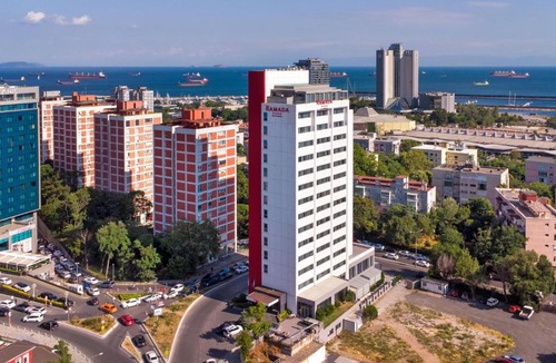 Bakırkoy Hotel | Ramada Plaza by Wyndham Istanbul Atakoy