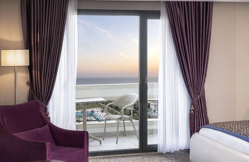 Silivri Hotel | Ramada Plaza By Wyndham Silivri