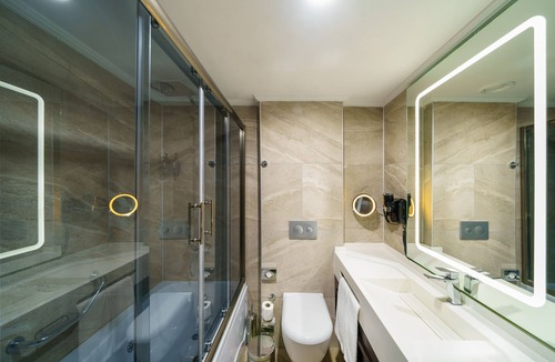 Silivri Hotel | Ramada Plaza By Wyndham Silivri
