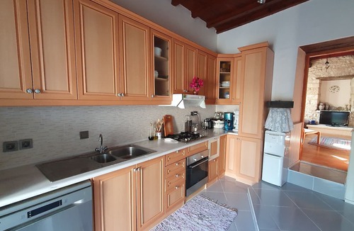 Cesme Villa | Reisdere' de 100 yıllık taş ev.