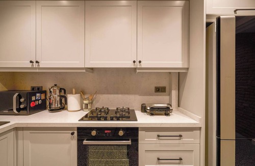 Moda Apartment | Renovated, Stylish, 3BR Kadıköy