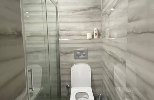 Buyukcekmece Apartment | romantic rosey and cosy next to beach