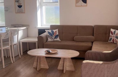 Kucukkuyu House | Seafront Holiday Home in Canakkale, Küçükkuyu
