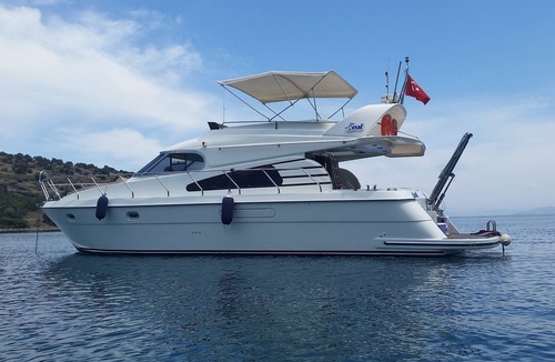 Liman Mahallesi Boat Rental | Seal Motor Yacht available for day & multiday rentals in Antalya