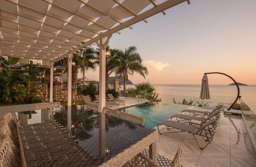 Fethiye City Center Villa | Seaside Villa Kalkan 4 Bedrooms Elena Beyaz