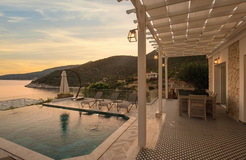 Fethiye City Center Villa | Seaside Villa Kalkan 4 Bedrooms Elena Beyaz