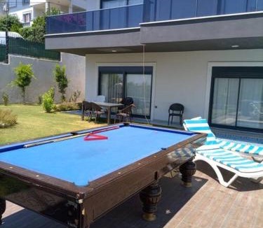 Tepe Villa | Sleeps 10, Private Pool Villa with Playground - AWZ 259