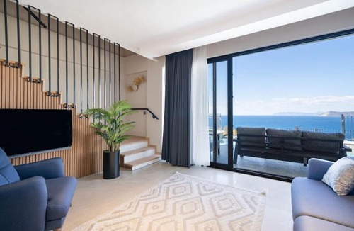 Uzunyurt Villa | Sleeps 4 Villa with Seaview AWZ 270