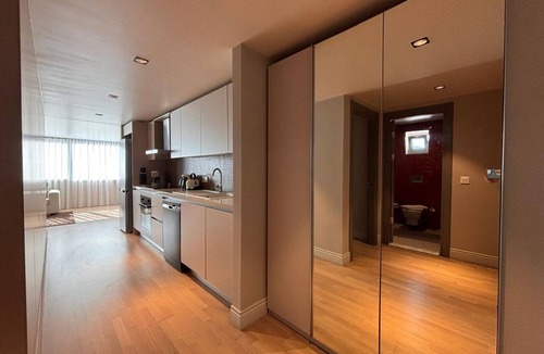 Karakoy Apartment | Spacious 1BR near Tophane and Galataport