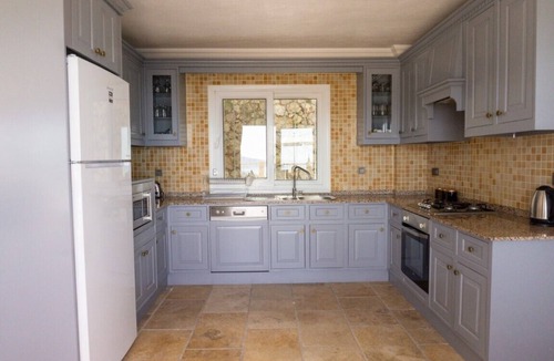 Kalkan Villa | Spacious 5 Bedroom Villa, Stunning Sea Views and Heated Pool