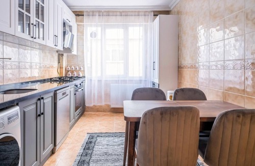 Bahcelievler Apartment | Spacious and Fully Furnished Flat in Bahcelievler