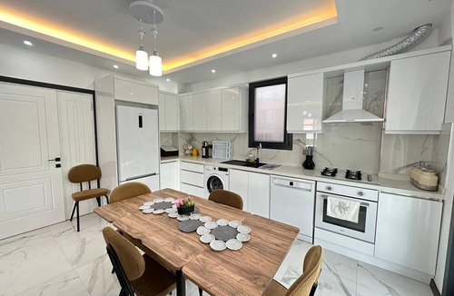 Dalyan Villa | Star villa 1 Spacious 4-bedroom villa in adorable Dalyan with AC