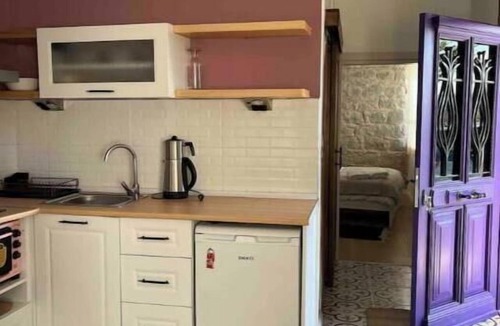 Canakkale House | Stone House, Lavender Guest House in the center of Imroz