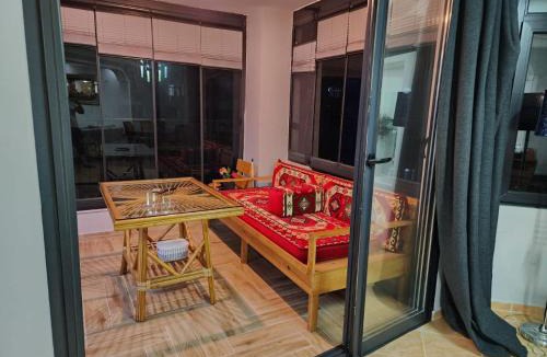 Mezetli Apartment | Strandhaus direkt am Meer