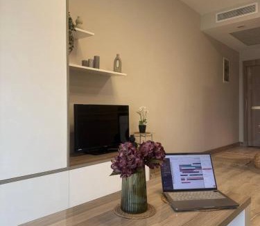 Kocasinan Apartment | studio apt 5 min by walk to metrobus