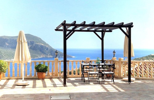 Kalkan Villa | Stunning 2 bedroom character stone villa, private pool, fabulous full sea views.