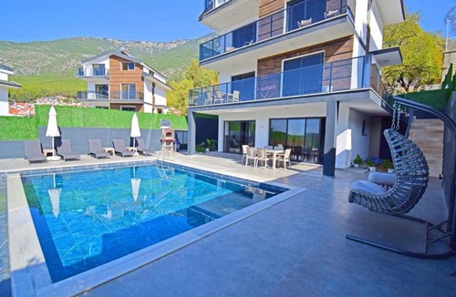 Oludeniz Villa | Stunning 4-Bed Villa private pool sauna & hammam