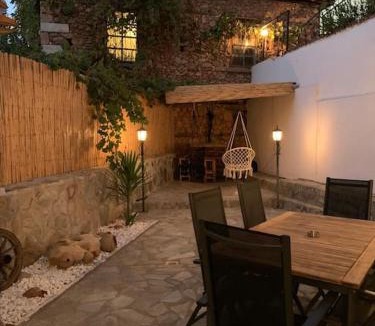Kaleici Villa | Sunny Antalya VILLA in kale içi Antalya 7 persoons