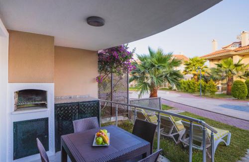 Fethiye City Center Apartment | Sunset Beach Club Aqualettings Mermaid 33