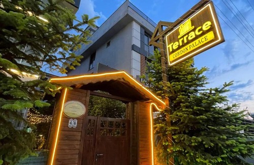 Serdivan Bed & Breakfast | Terrace Cordon Palace