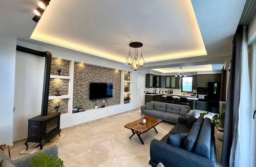 Dalyan City Center House | The Central Sanctuary Luxurious 4-bedroom villa in the heart of charming Dalyan