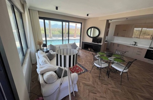 Dalaman House | The pool house time