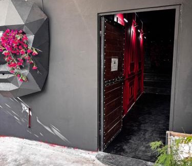 Eski Lara Hotel | The Rooms Lara