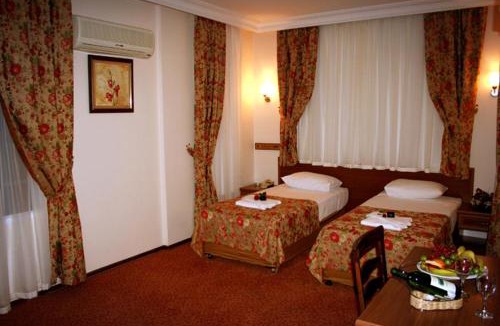 Kaleici Hotel | Triana Hotel