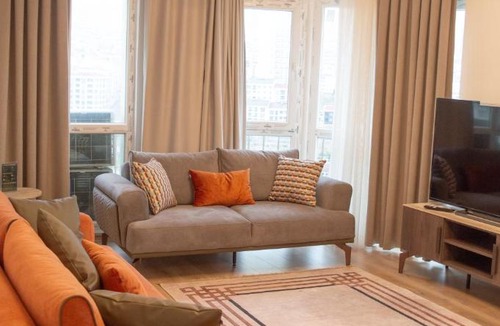 Esenyurt Apartment | Two Bedroom King Suite IH19