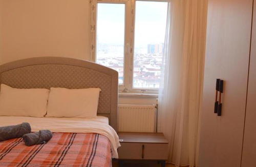 Esenyurt Apartment | Two Bedroom King Suite IH19