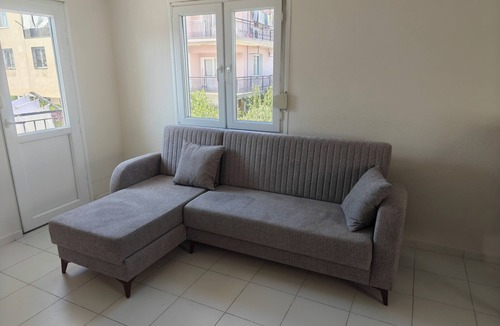 Gumuldur Apartment | Vacation apartment near the beach