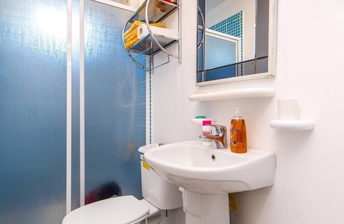 Koycegiz Apartment | Vacation Flat w Garden Patio BBQ in Mugla