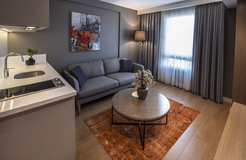 Besiktas Hotel | Valente Suites & Hotel