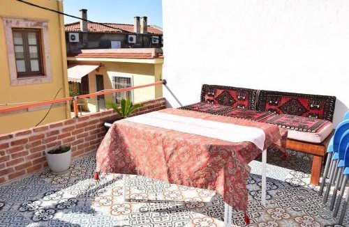 Ayvalik City Center Villa | Villa ∙ 6 guests