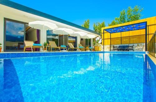 Islamlar Villa | Villa Ay / Kalkan