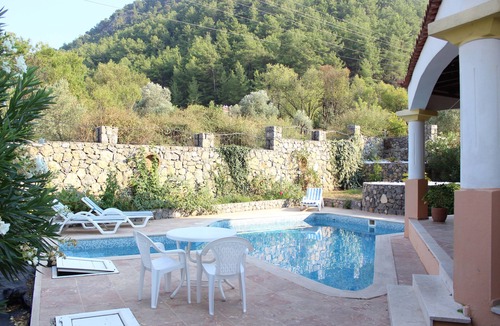 Yesiluzumlu Villa | Villa Bremar by Turkish Lettings