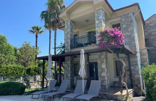 Dalyan City Center Villa | Villa Caretta Luna