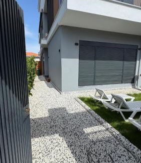 Lara Villa | Villa Lea - 4 km to the sea 9 km to the airport