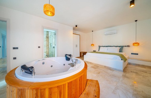 Kas Villa | VİLLA LİZYA - Bohemian and modern style villa with jacuzzi