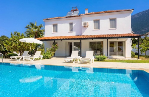 Oludeniz Villa | Villa Oliv - Three Bedroom Villa, Sleeps 7